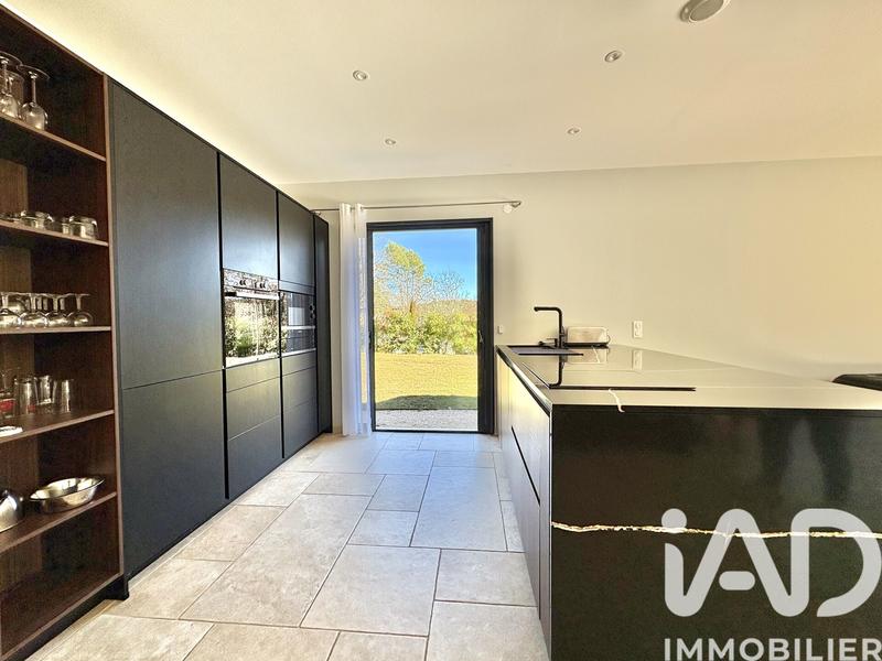 Maison - 128 m² - 5 pièces