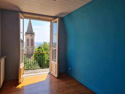 Maison - 200 m² - 7 pièces