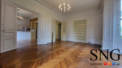 Appartement - 119 m² - 3 pièces