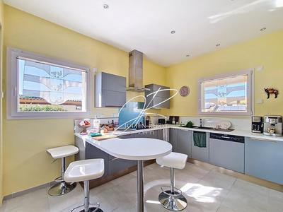 Maison - 127 m² - 4 pièces