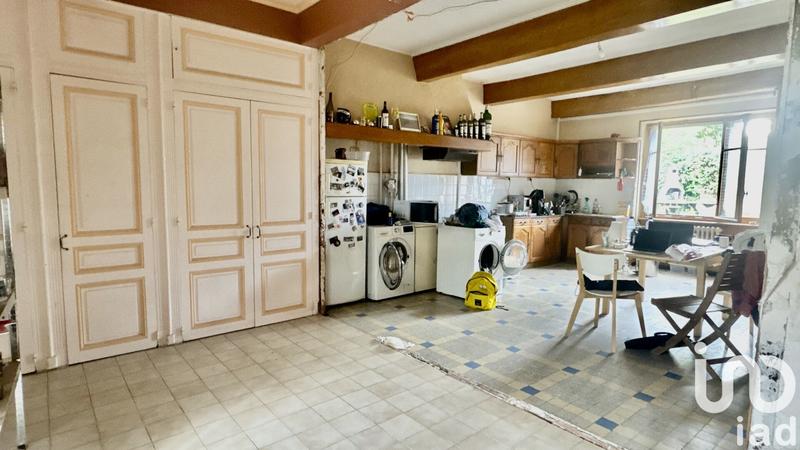 Maison - 180 m² - 9 pièces