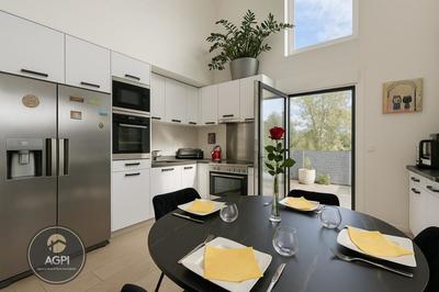 Duplex - 95 m² - 5 pièces