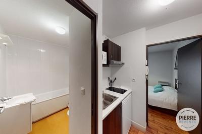 Studio - 27 m² - 1 pièce