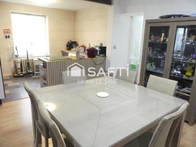 Maison - 95 m² - 6 pièces