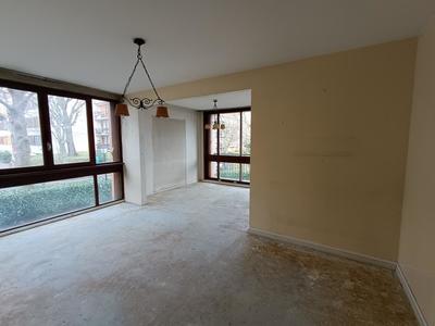 Appartement - 84 m² - 5 pièces