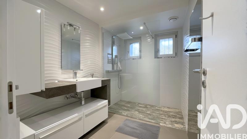 Maison - 180 m² - 4 pièces