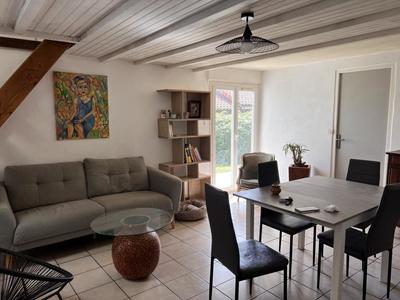 Maison - 70 m² - 5 pièces