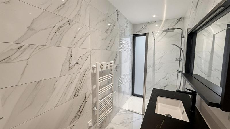 Maison contemporaine - 155 m² - 6 pièces