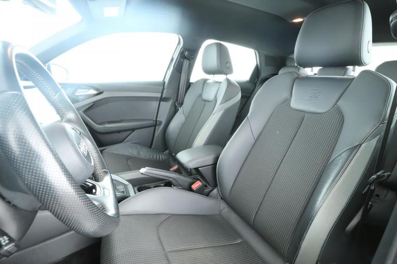 Audi A1 sportback 30 Tfsi s line s tronic 7 116 ch