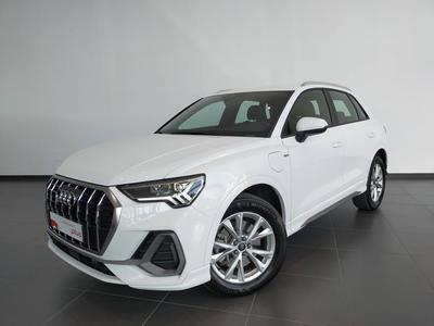 Audi Q3 45 TFSIe 245 ch s tronic 6 s line