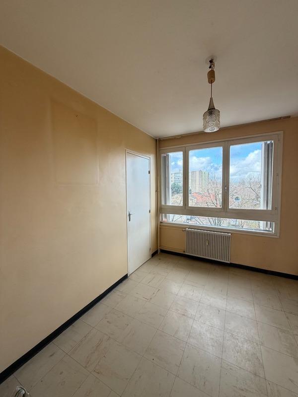 Appartement - 89 m² - 4 pièces