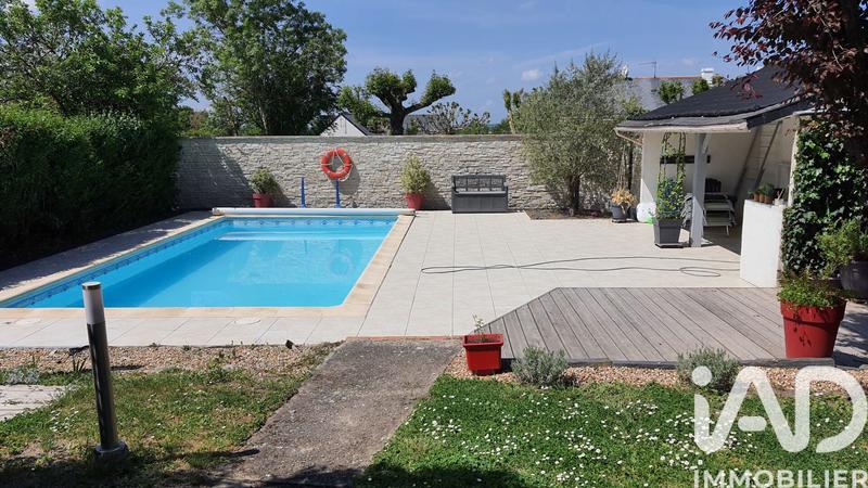 Maison - 223 m² - 10 pièces