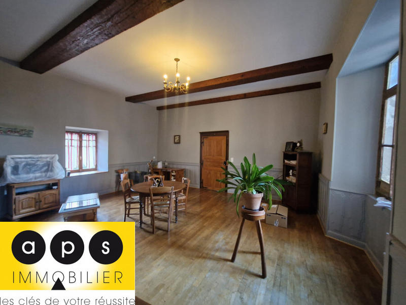 Maison - 200 m² - 10 pièces