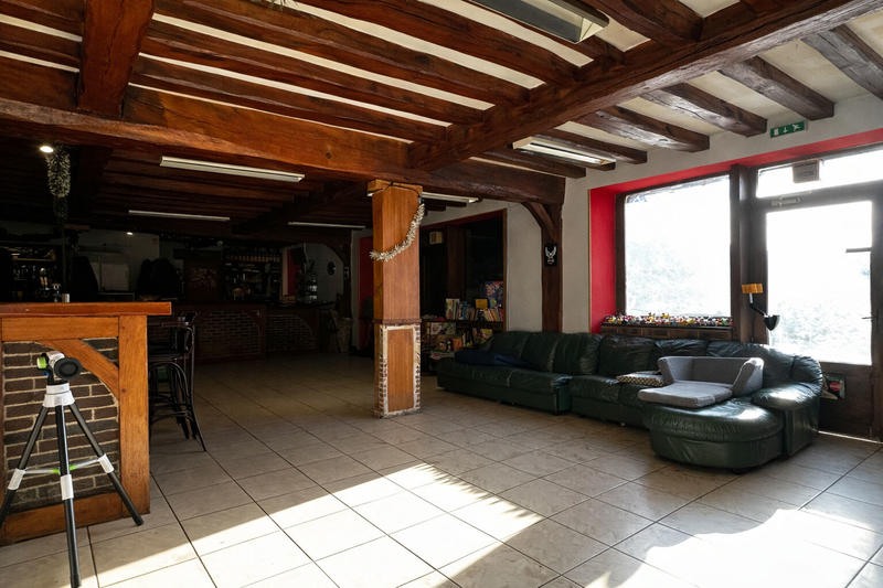 Maison - 394 m² - 11 pièces