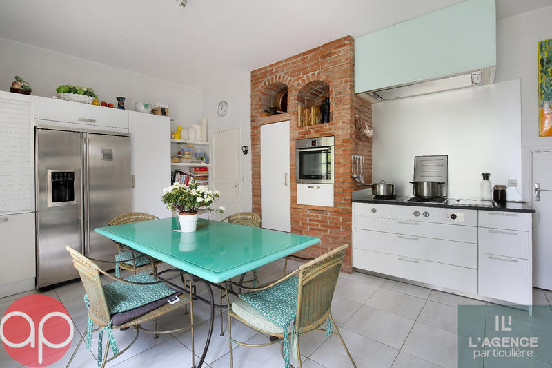 Maison - 264 m² - 10 pièces