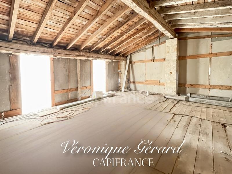 Maison en pierre - 190 m² - 6 pièces