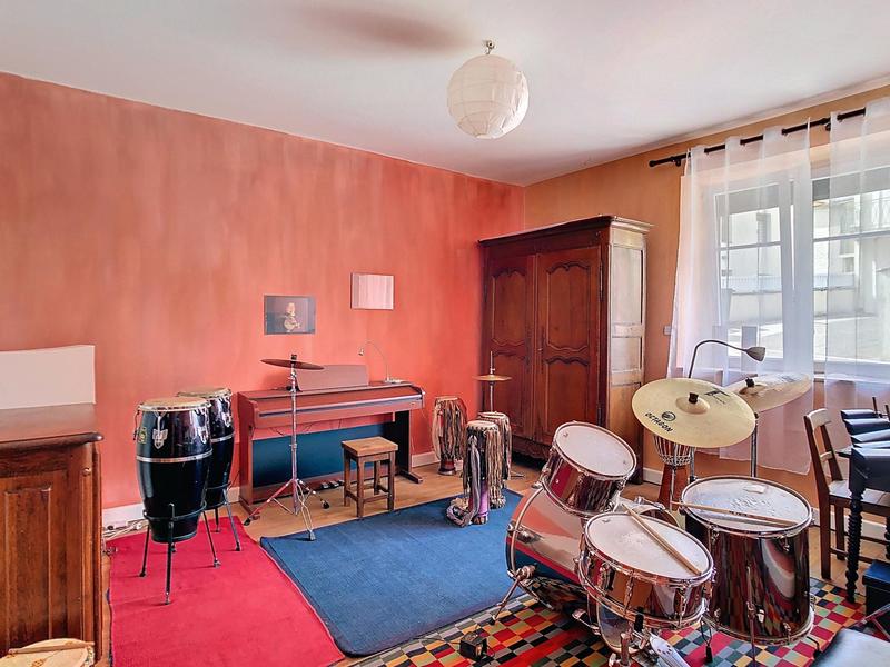 Maison - 264 m² - 7 pièces