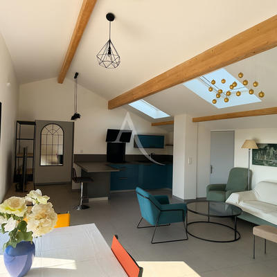 Appartement - 95 m² - 4 pièces