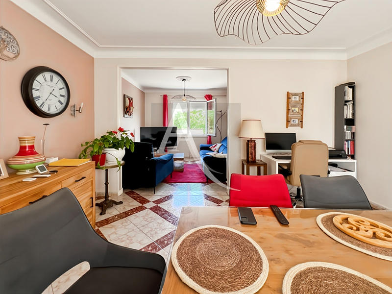 Maison - 122 m² - 7 pièces