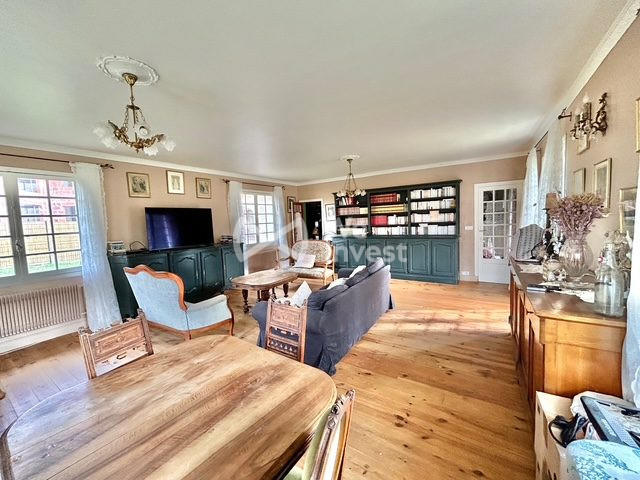 Maison ancienne - 226 m² - 8 pièces