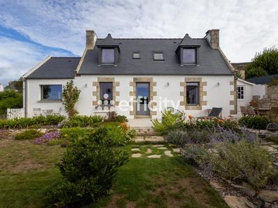 Maison - 151 m² - 7 pièces