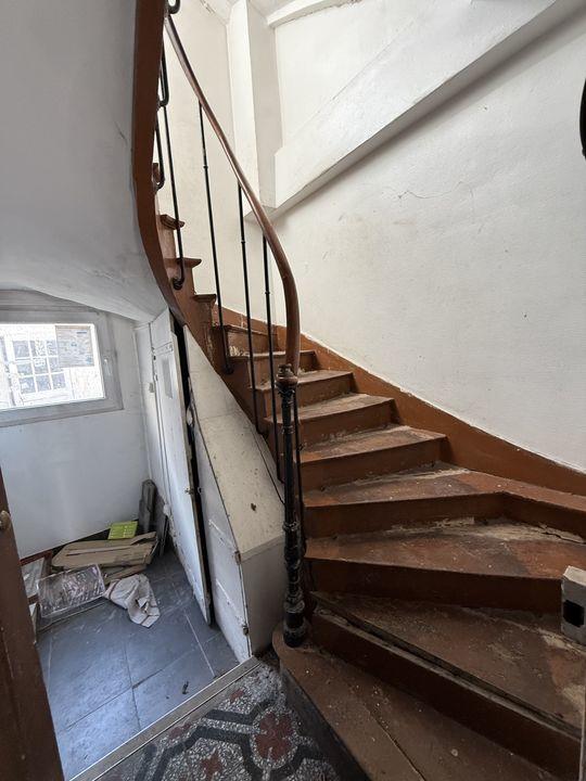 Immeuble - 110 m² - 6 pièces