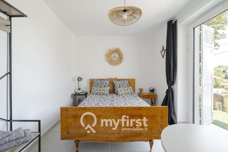 Maison - 207 m² - 6 pièces