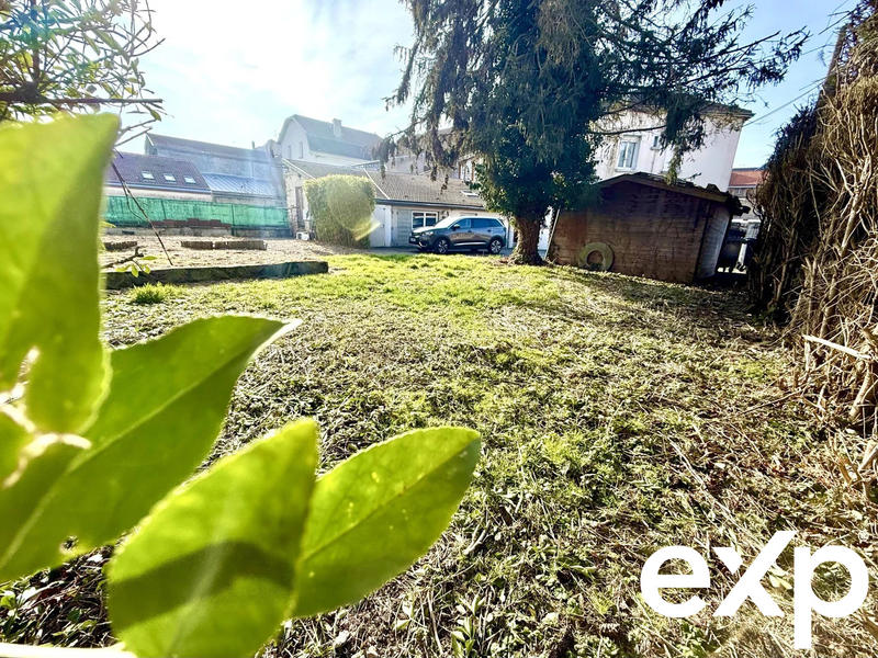 Maison - 163 m² - 9 pièces