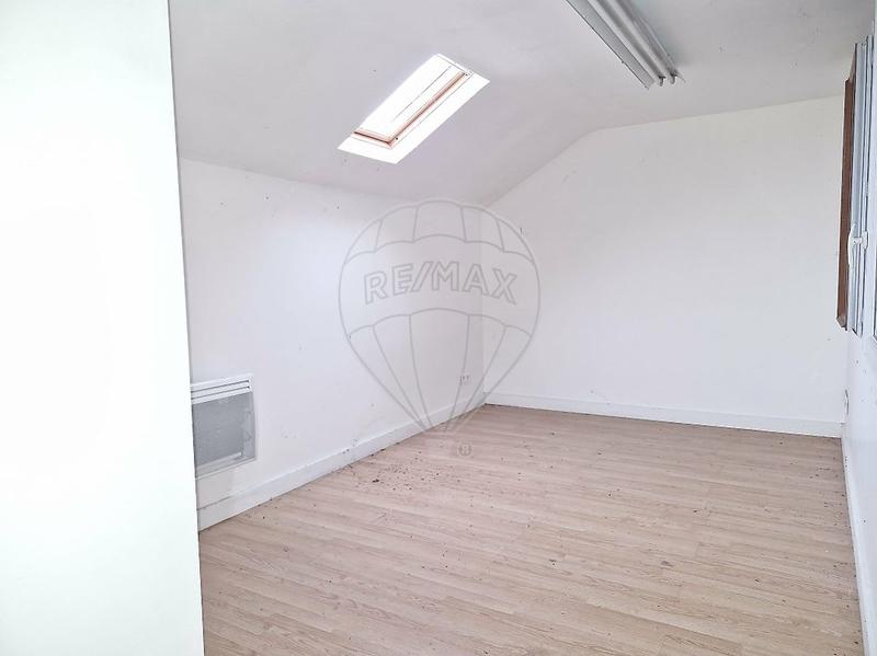 Local commercial - 480 m² - 3 pièces