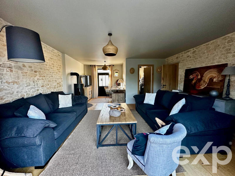 Maison - 207 m² - 9 pièces