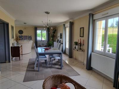 Maison - 145 m² - 7 pièces