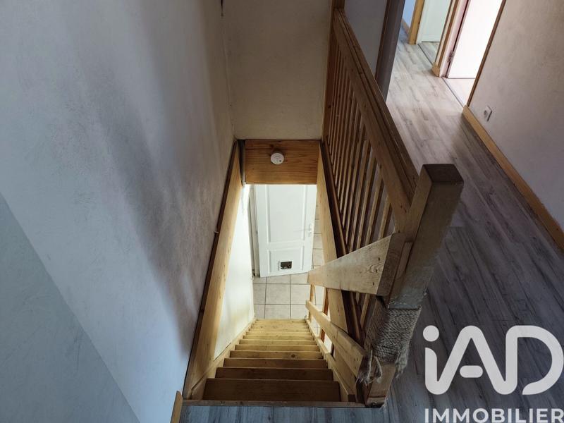 Maison - 183 m² - 8 pièces