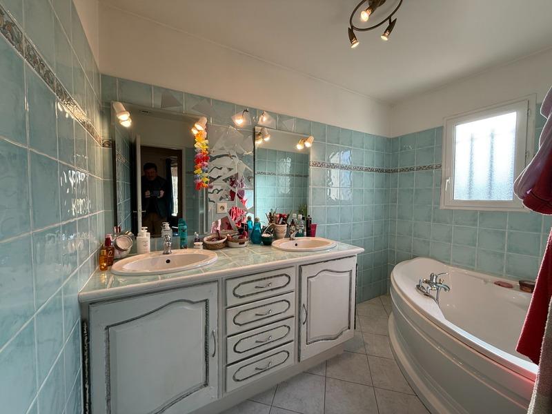 Maison - 141 m² - 5 pièces