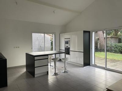 Maison de village - 75 m² - 4 pièces