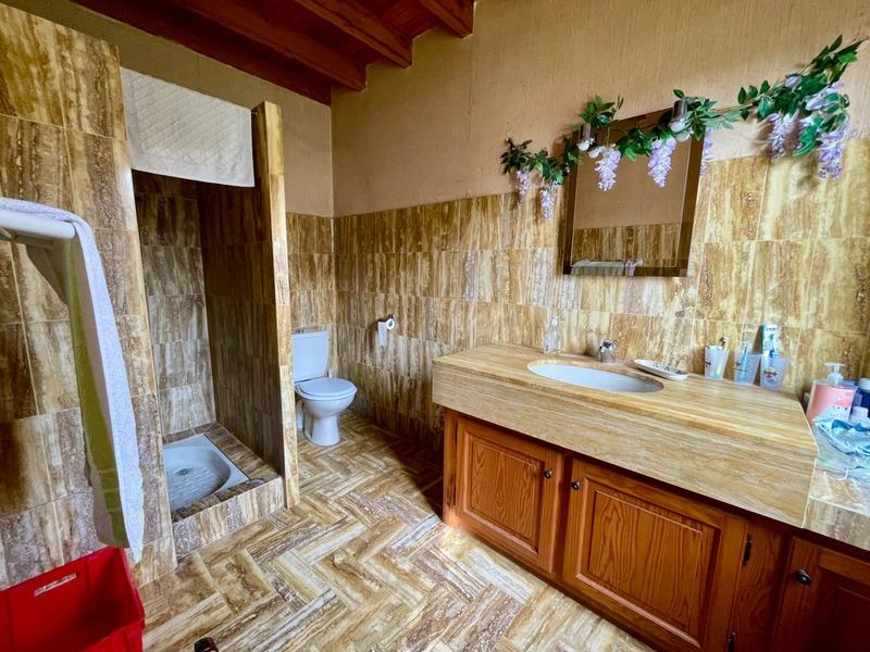 Propriété - 608 m² - 15 pièces