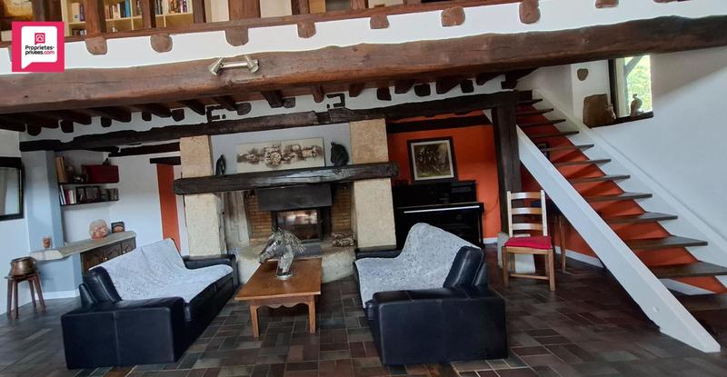 Demeure - 320 m² - 10 pièces