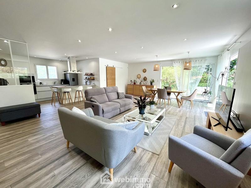 Maison - 118 m² - 4 pièces