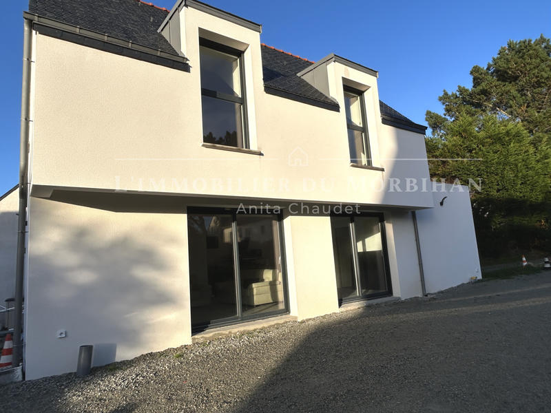 Maison - 106 m² - 4 pièces