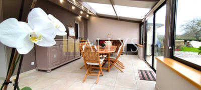 Maison - 122 m² - 7 pièces