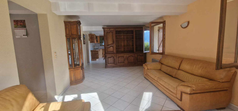 Villa - 250 m² - 9 pièces