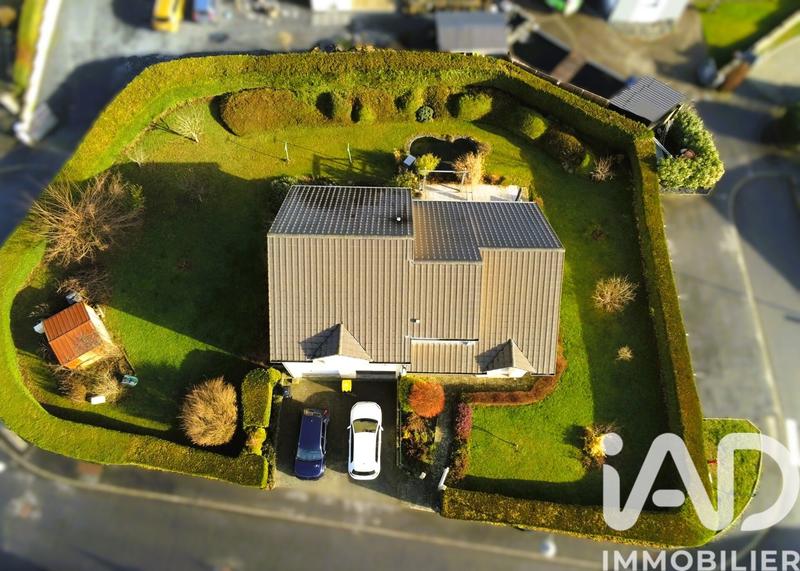 Maison - 147 m² - 7 pièces