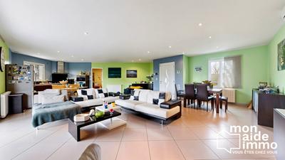 Maison - 158 m² - 6 pièces