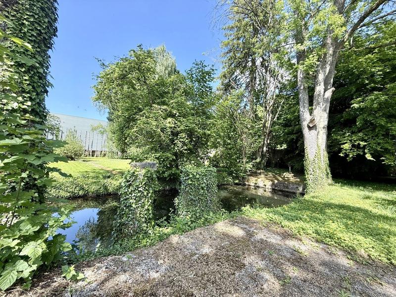 Maison - 274 m² - 6 pièces