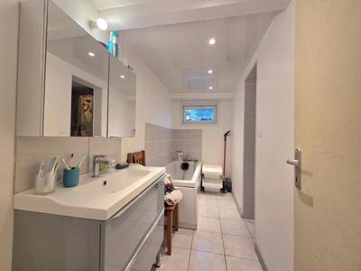 Maison - 210 m² - 7 pièces