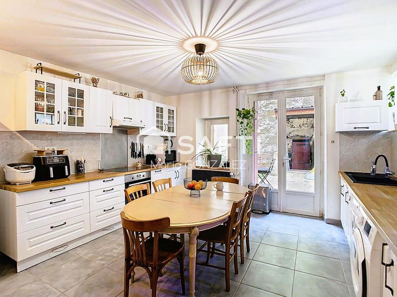 Maison - 110 m² - 4 pièces