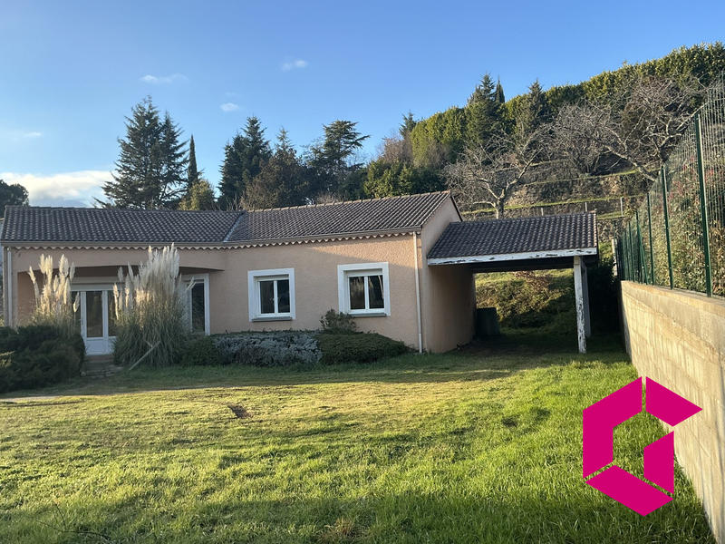 Villa - 90 m² - 6 pièces