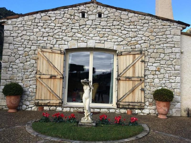 Villa - 130 m² - 4 pièces