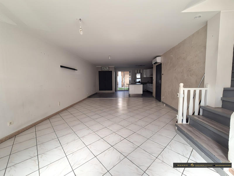 Maison traditionnelle - 110 m² - 4 pièces