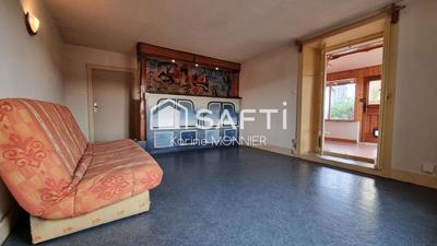 Maison - 250 m² - 9 pièces