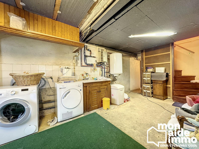 Maison - 160 m² - 10 pièces